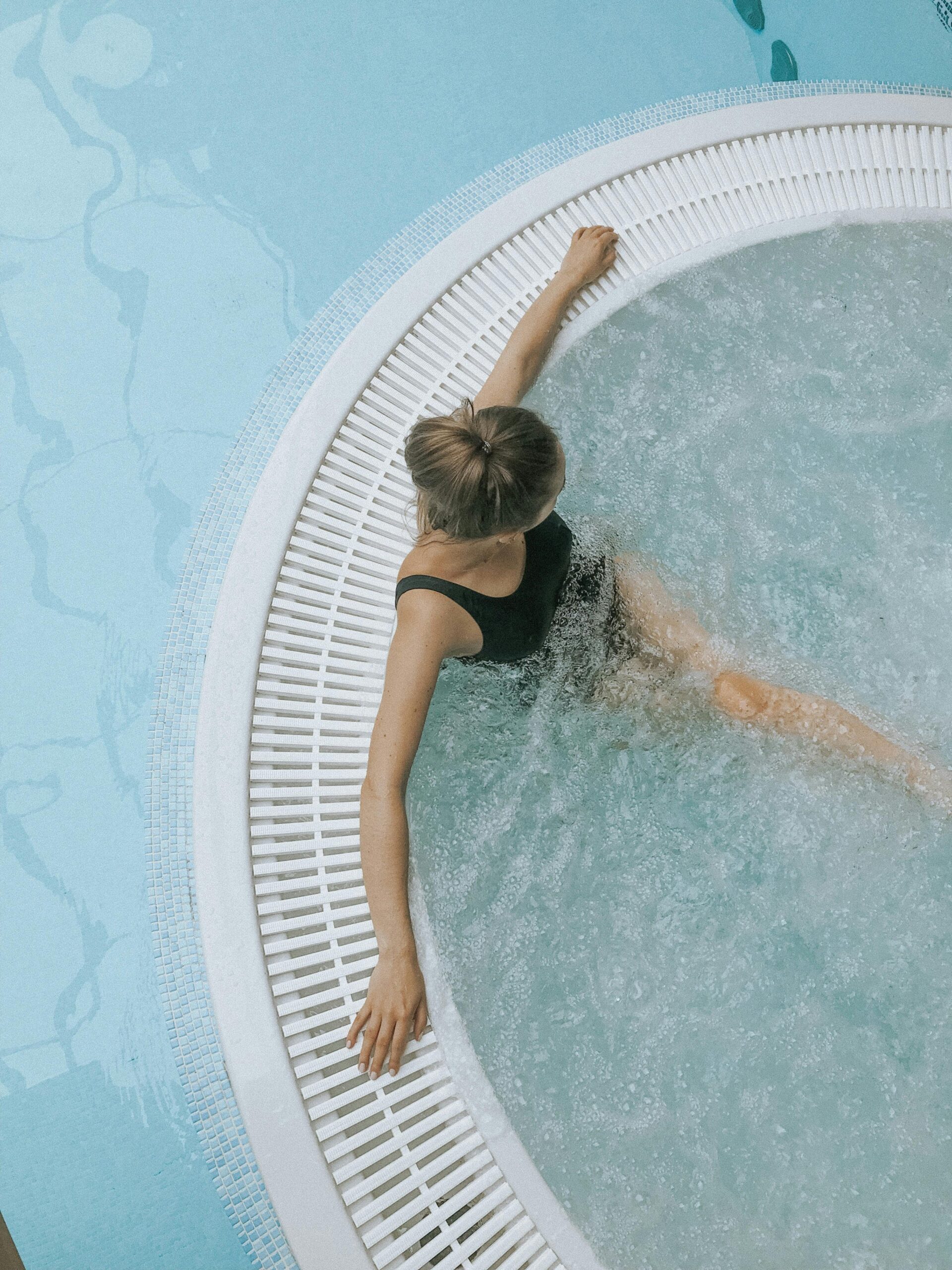 Hidroterapia: A Força da Água na Reabilitação